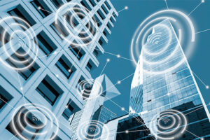 Tecnología IoT aplicada a edificios inteligentes en la supervisión y administración de infraestructuras